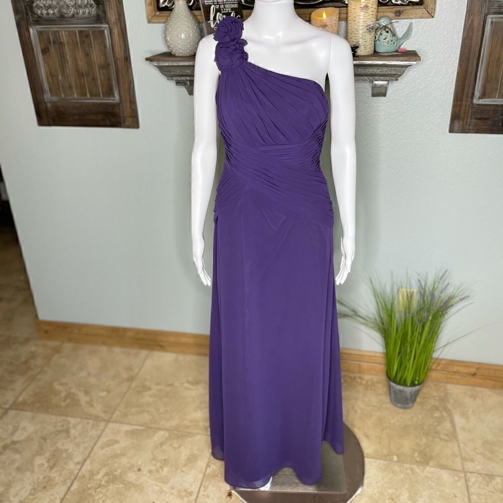 Davids Bridal Plum One Shoulder Chiffon Formal Bridesmaid Prom Dress Size 2 - Picture 5 of 15